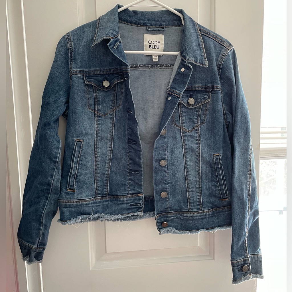 Code Blue Petite Medium Denim Jacket